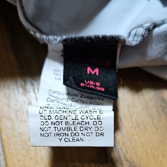 Insect Print Shorts - Picture 8 of 8